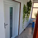 Josip Apartment *