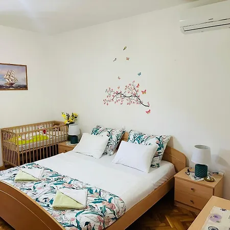 Josip Διαμέρισμα